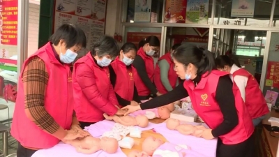 理论知识+实践指导！丰顺南新家政免费开展月嫂技能培训 助力待岗妇女就业