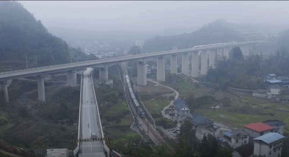 湘西通高铁了！串联起多个知名景区，你想打卡吗？
