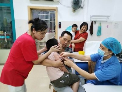 中疾控专家：我国3—11岁儿童疫苗接种人数已超1.4亿 五种情况不能接种
