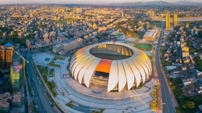 五华足球文化公园体育场馆工程获“鲁班奖”！梅州时隔17年再获此荣誉