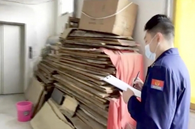 省暗访组对大埔县城部分出租屋和商铺开展消防检查