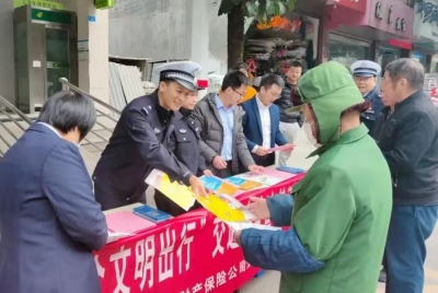 从“头”做起，幸“盔”有你！“摩电安全宣传小队”出动啦