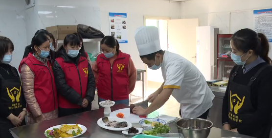 梅县区第二家“南粤家政”基层服务示范站揭牌启用