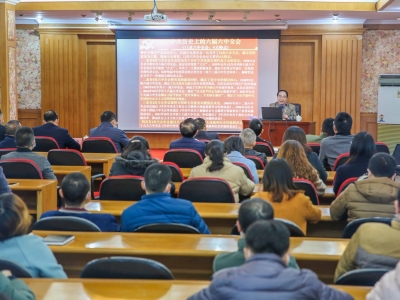 学习贯彻党的十九届六中全会精神宣讲走进梅州日报社