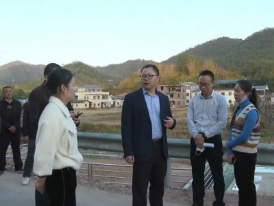 周小勇到平远热柘镇调研