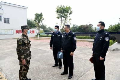 李政江带队到五华县看守所督导检查疫情防控工作