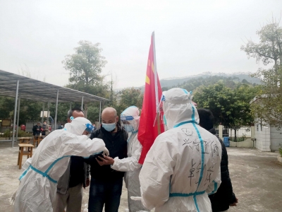 关键时刻顶硬上！广州市番禺区派驻五华县干部充分履行疫情防控职责