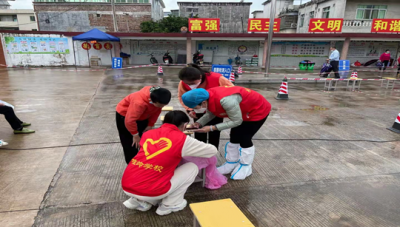 为战“疫”注入一股暖流！蕉岭教师志愿者助力区域核酸检测实战演练