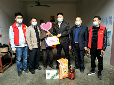 广州市海珠区派驻大埔枫朗镇驻镇帮镇扶村工作队开展新春节前慰问活动
