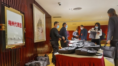 省十三届人大五次会议1月20日开幕！梅州市省人大代表抵穗报到