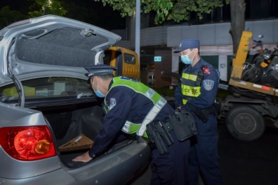 梅江公安开展市“两会”安保暨“五合一”第五次集中统一行动