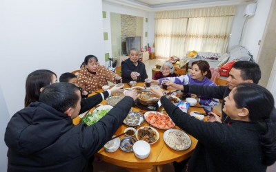 吃顿团圆饭 过个幸福年~