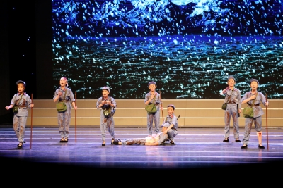 客家传承有“新意” ！梅县区新城中心小学开展山歌进校园活动 