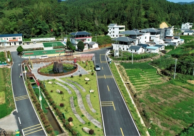 建设四好农村路，平远乡村振兴“迈大步”！