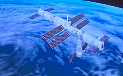 空间站机械臂转位货运飞船试验取得圆满成功