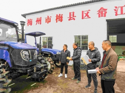 梅县区畲江镇乡村振兴驻镇帮扶工作队队员冯帆：刚下防疫一线 又上振兴前线