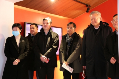 中山大学校考察团一行到熊锐故居展陈馆考察