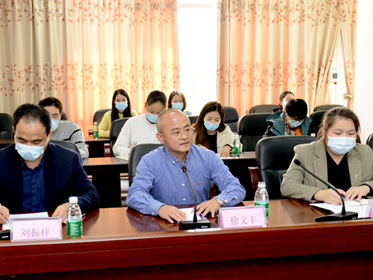 丰顺县首届中小学名教师徐金丝、马满芳工作室在丰顺中学举行揭牌仪式