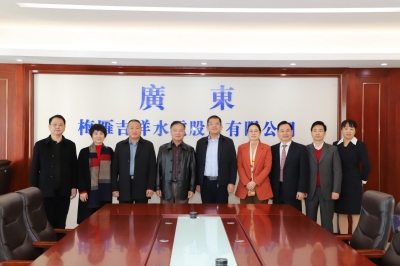 市委常委、统战部部长崔毅到梅州商协会和企业开展新春暖企走访活动 