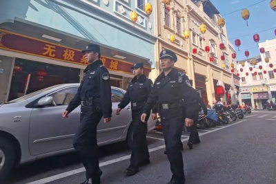 纸短情长，字字“滚烫”…一起细读民警的这一封封家书→