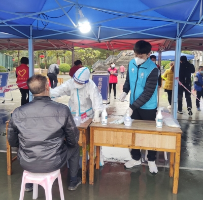 新春走基层丨梅州“双百”社工积极投身疫情防控，用心用情做好群众的“贴心人”