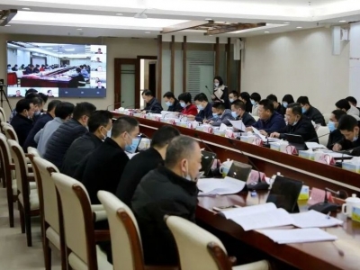 大埔县召开县政府党组（扩大）会议和县政府常务会议