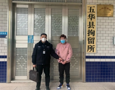 五华一理发师见财起意偷手机！结果...