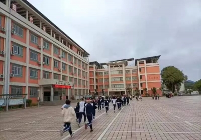 平远中学开展第27个“全国中小学生安全教育日”主题系列活动