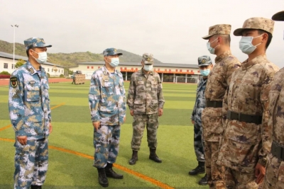 段见云到兴宁检查预定新兵役前教育训练工作