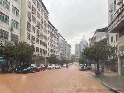 闻“汛”而动除险情！蕉岭多部门联动，及时为群众排涝解难