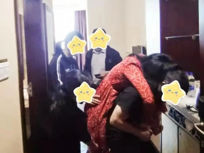 与死神赛跑！民警推开门时，女子已吃下多粒安眠药…