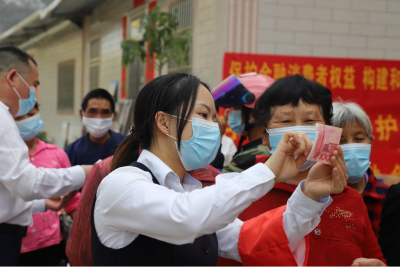 守护村民“钱袋子”！兴宁农商银行志愿者开展“3·15”走进乡村系列活动