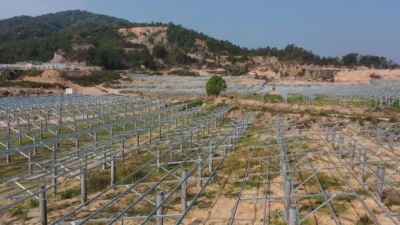 每年将产4.4亿度电！平远废弃矿山上建起光伏发电站