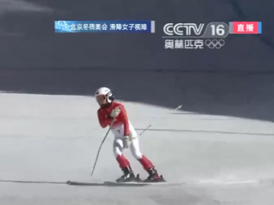 北京冬残奥会中国代表团首枚奖牌！朱大庆夺银