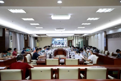 大埔县召开县政府党组（扩大）会议和县政府常务会议