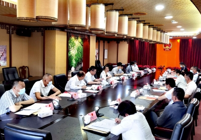 市八届人大社会建设委员会举行第一次全体会议：聚焦社会热点 提升监督实效