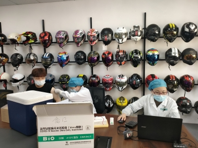 疫苗到“家” 方便大家！梅州综保区为辖区企业提供新冠疫苗接种上门服务