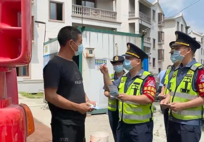 一季度劝返超载货车10853辆！汕梅高速开展“双拒”源头监管整治