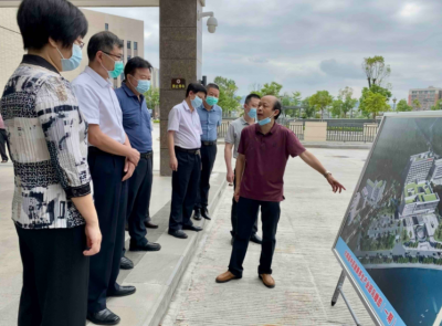 韩小林到大埔挂点服务重点项目和村调研