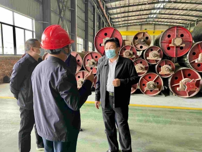 曾祥海到挂点联系企业重点项目及村“两委”开展调研：全力做好双统筹 凝心聚力促发展