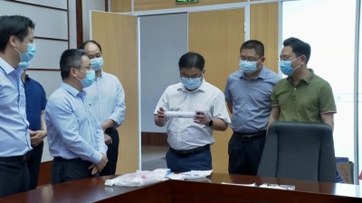 梅县区领导率队调研工业企业和疫情防控工作