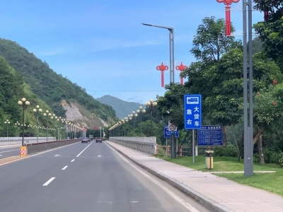 大货车，请靠右！大埔这个路段违规将被抓拍！