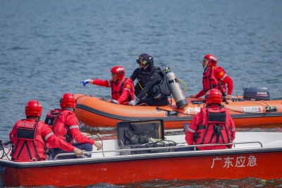 以练备战！梅州举行2022年防汛抢险应急演练