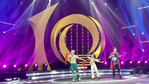 海内外同胞齐“打call”！客家三宝亮相山西卫视演唱原创新客家山歌，快点进来听→