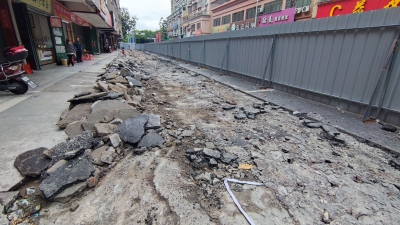 扶外路围蔽20多天为何未见施工？梅县区住建部门回应了…