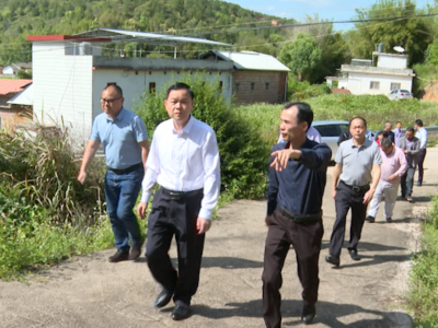 洪国华到兴宁永和镇督导地质灾害隐患点防治工作