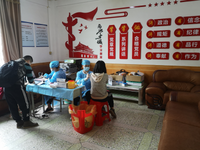 梅江区西郊街道组织开展新冠疫苗接种等新时代文明实践志愿服务系列活动