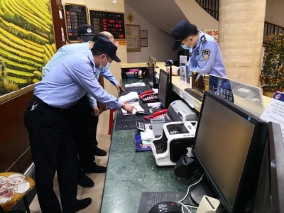 大埔公安突击清查，15名违法人员落网