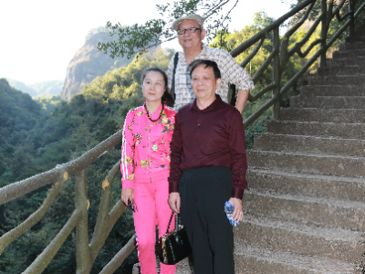 她是平远70后妹子！闯出围龙，20年如一日反哺家乡行善助人！