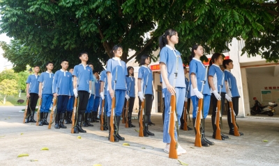 学生“唱”主角！东山中学这样让国防教育“活”起来...